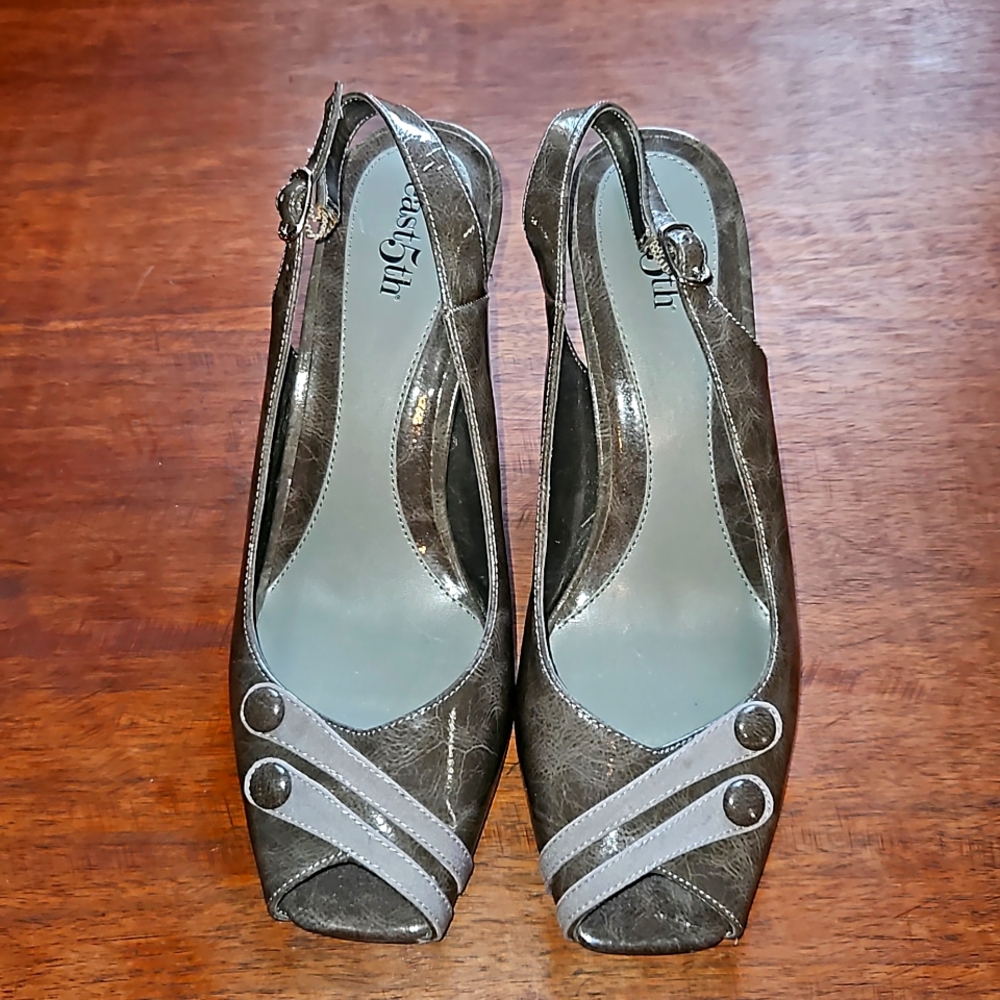 Vintage East 5th gray peep toe 3" heel women's 7.5